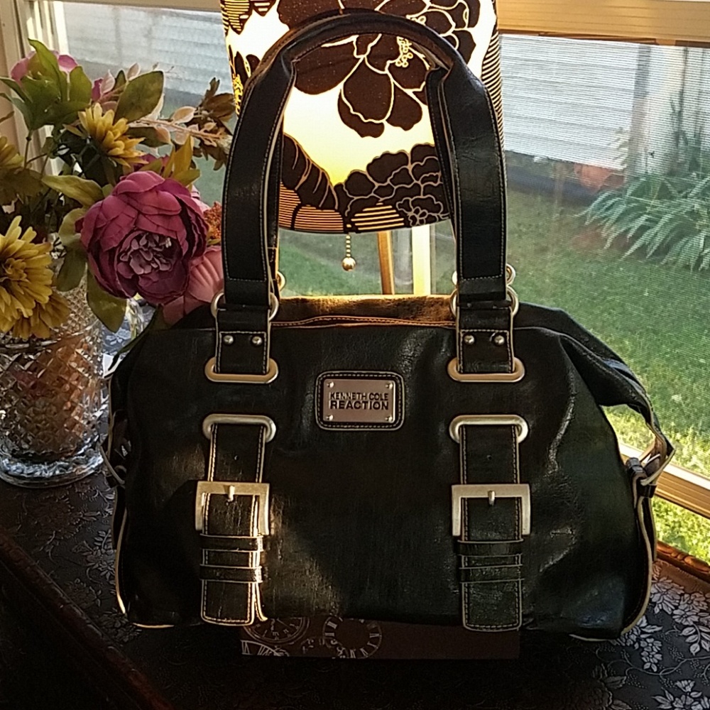 Kenneth Cole Reaction Belted Bag